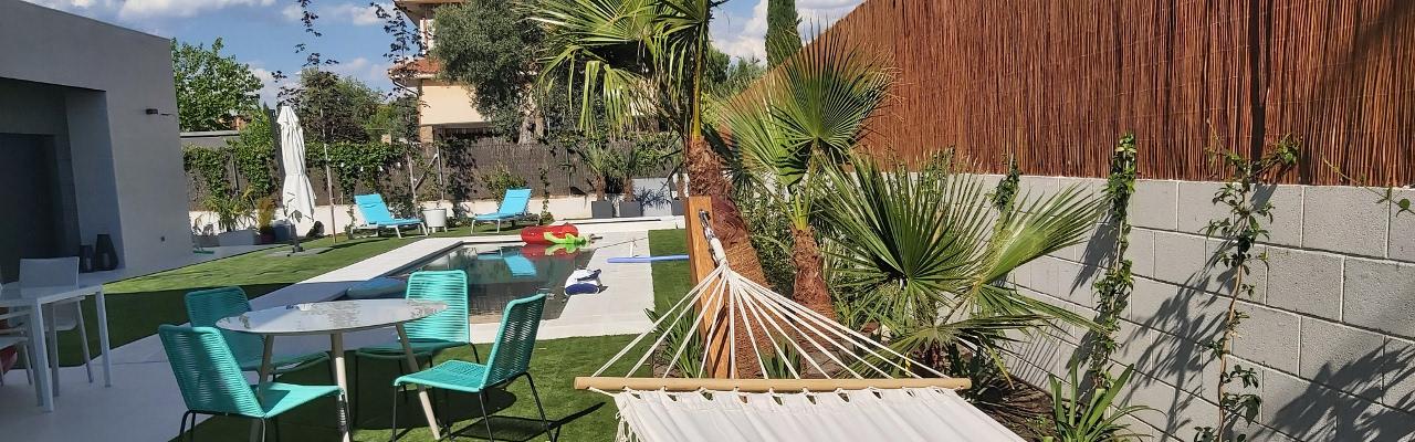 Césped artificial para mascotas en Alcobendas