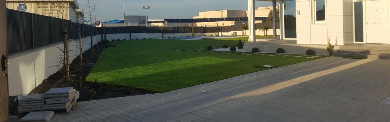 Césped artificial residencial en Alcobendas